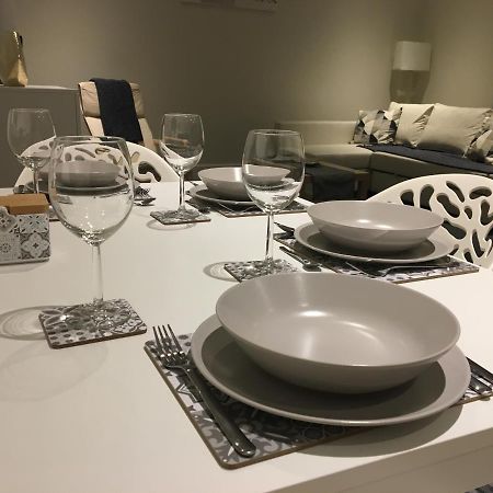 Luxurious Central Apartment With Pool Gibraltar Zewnętrze zdjęcie