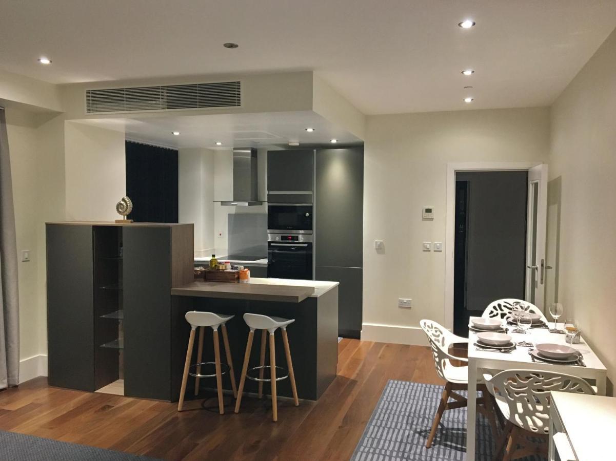 Luxurious Central Apartment With Pool Gibraltar Zewnętrze zdjęcie